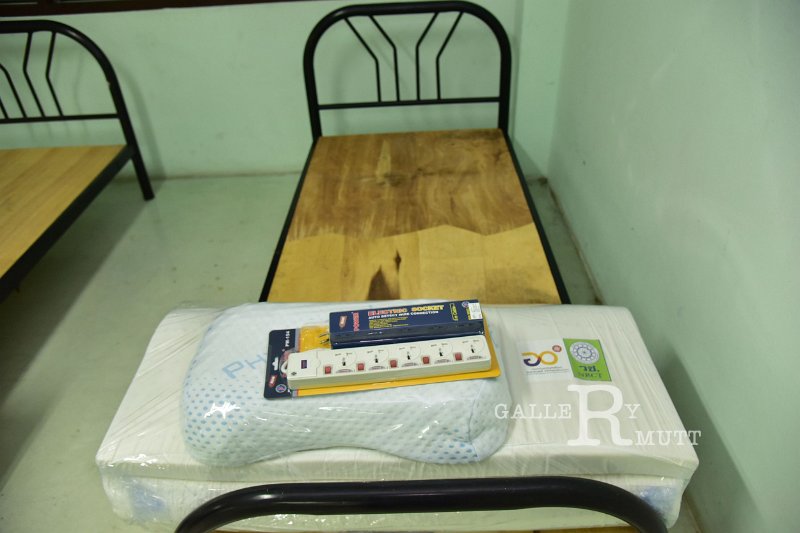 20210426-Governor inspects field hospitals-059.JPG